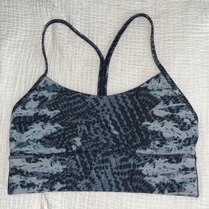 Lululemon flow Y bra longline 8